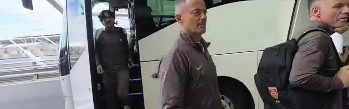 九游体育下载-中国女足全队抵达珀斯，全力备战2026亚足联女足亚洲杯1/4决赛