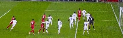 九游体育注册登录-【西甲】本泽马扳平 小熊世界波 皇马2比1塞维利亚